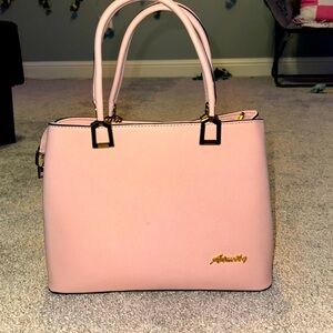 Pink aimily purse! Never used